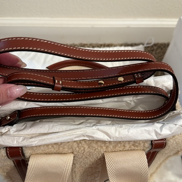 Authentic Chloe Shearling Small Woody Tote w/ Strap - Picture 3 of 7